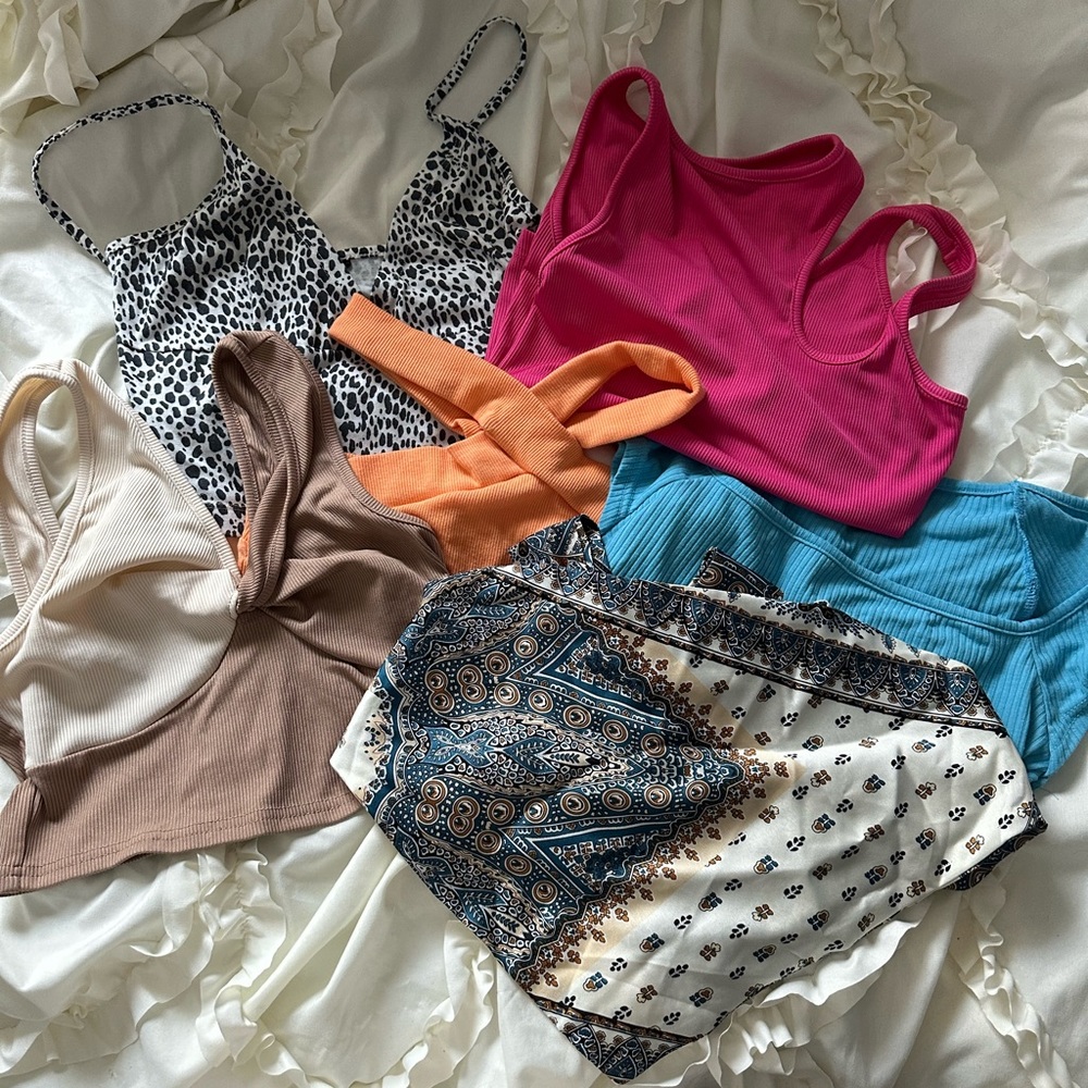 CROP TOP BUNDLE!!!!